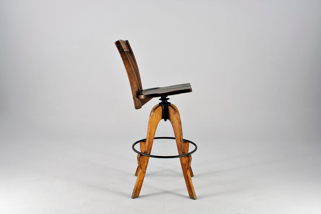 Foto Antique Office High Stool 1895