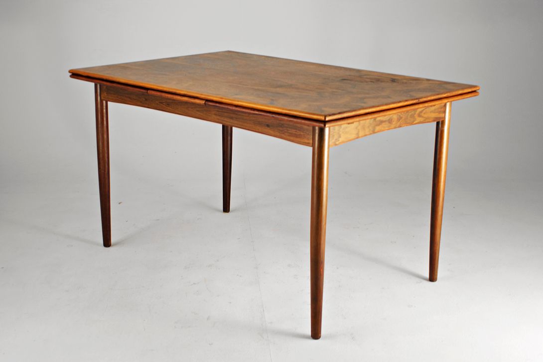 Foto Antique Rosewood Dining Table 1948 h75x130x86