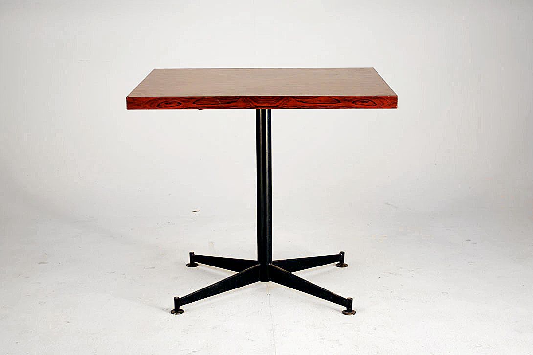 Foto Thonet Restaurant Table 1961 h72x80x65