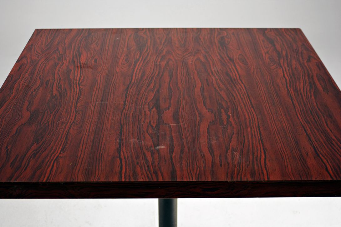 Foto Thonet Restaurant Table 1961 h72x80x65