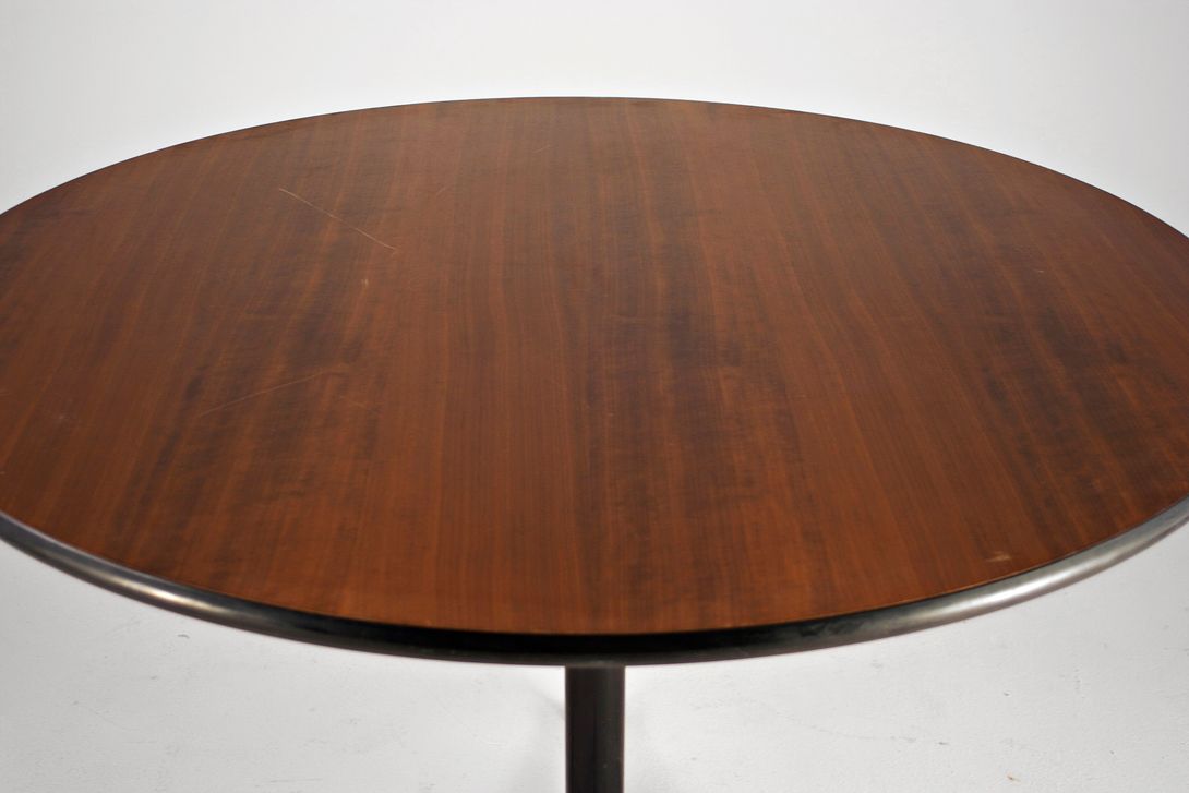 Foto Round Teak Herman Miller Dining Table h77x123