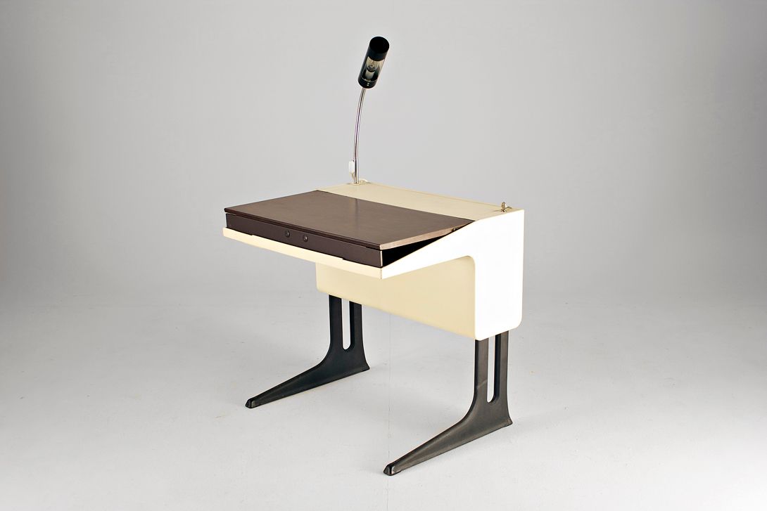 Foto Black and White Children&#8217;s Desk h66x70x56