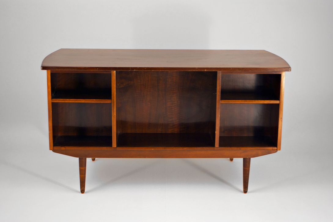 Foto Rosewood Desk Kai Kristiansen Denmark 1955 h75x140x75