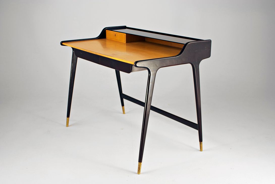 Foto Midcentury Lady Desk 1957 h82x104x65