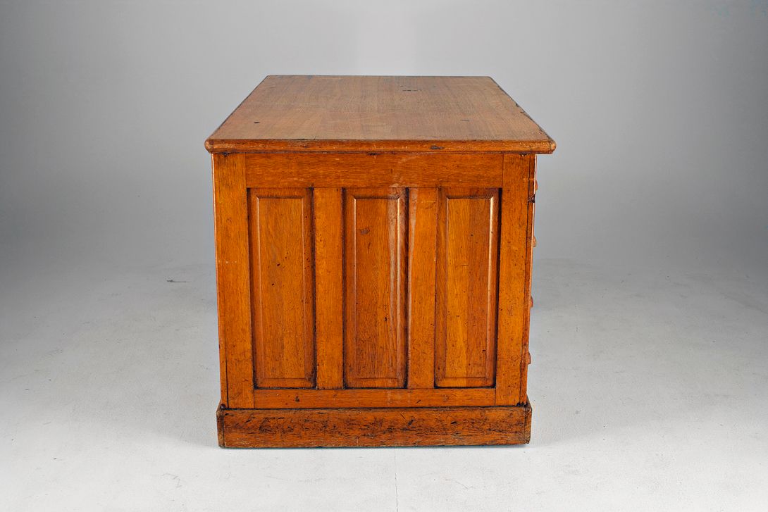 Foto Wooden Office Desk 1910 h78x140x80
