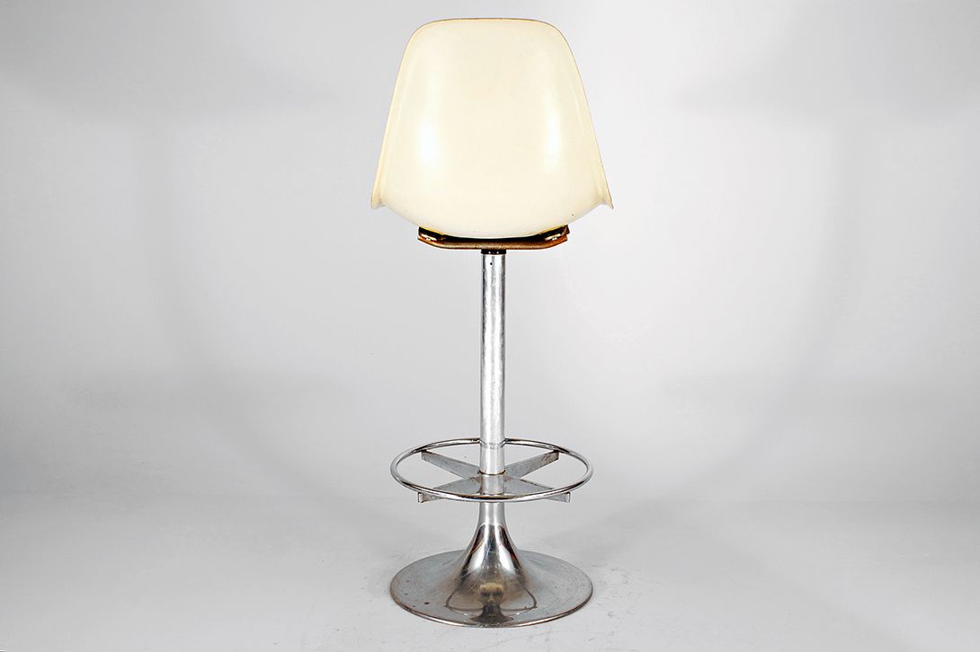 Foto Eames Side Chair Bar Stool