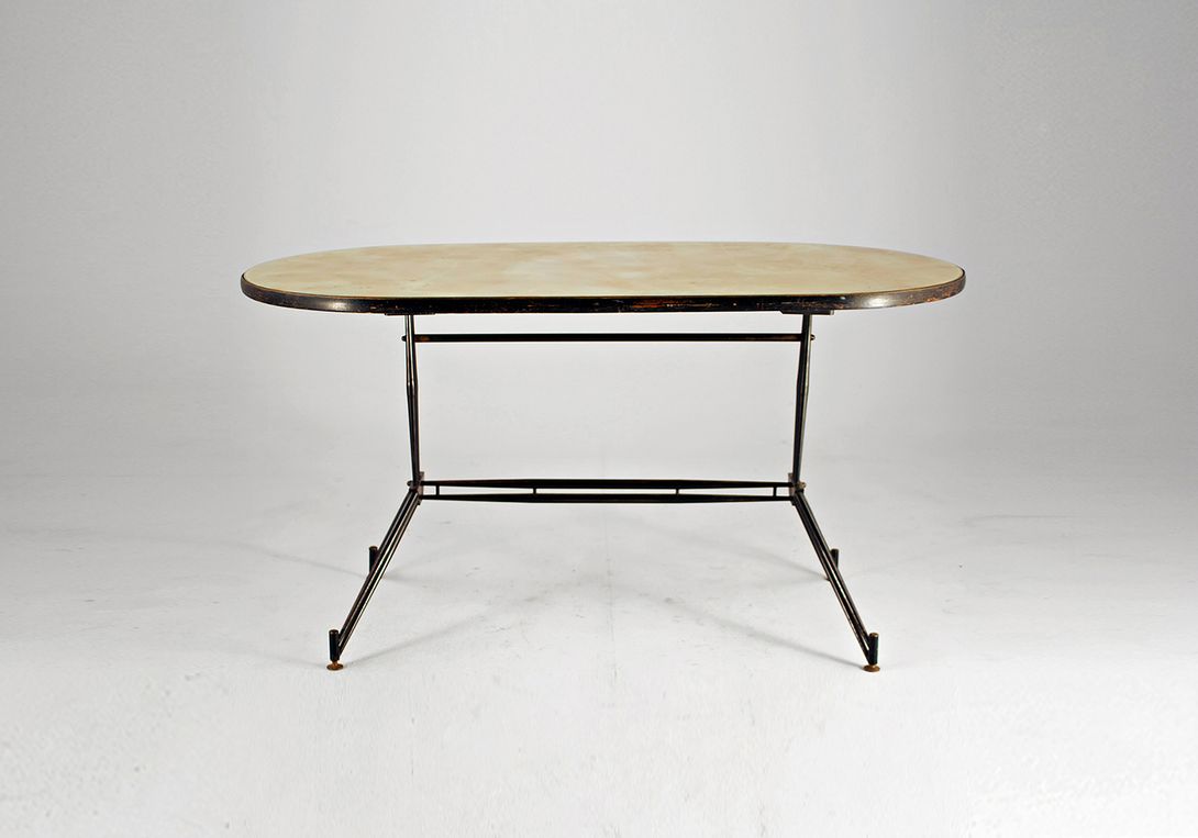 Foto Superelliptical Italian Dining Table 1950 h78x148x78