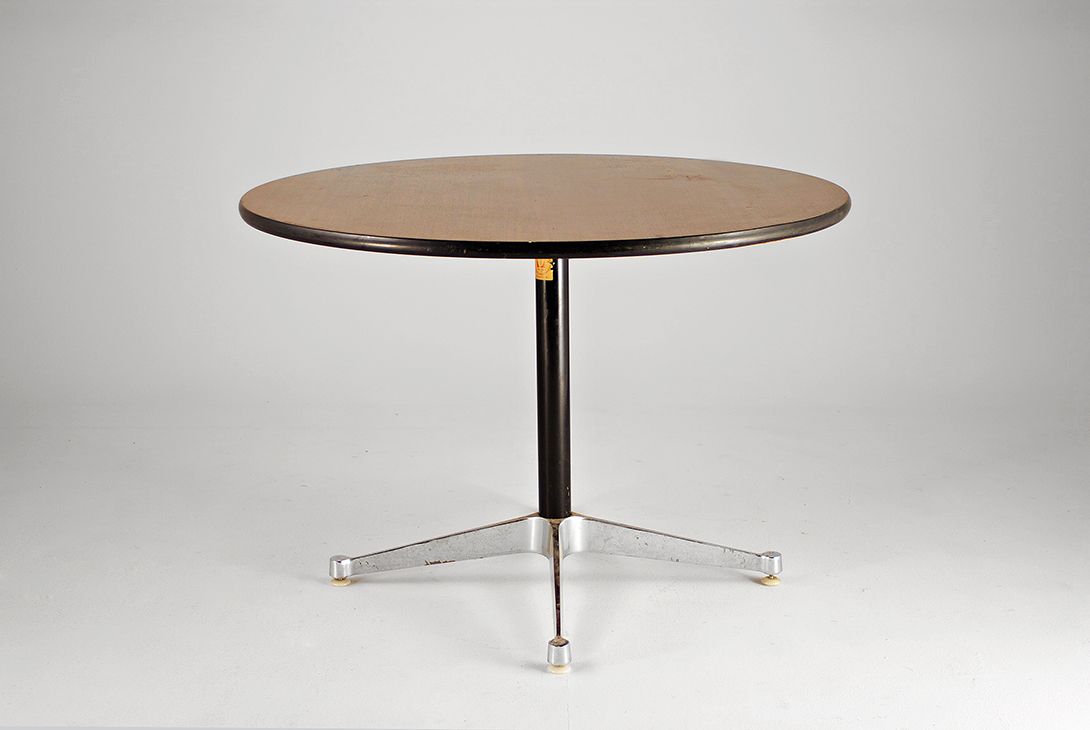 Foto Round Teak Herman Miller Dining Table h73x107