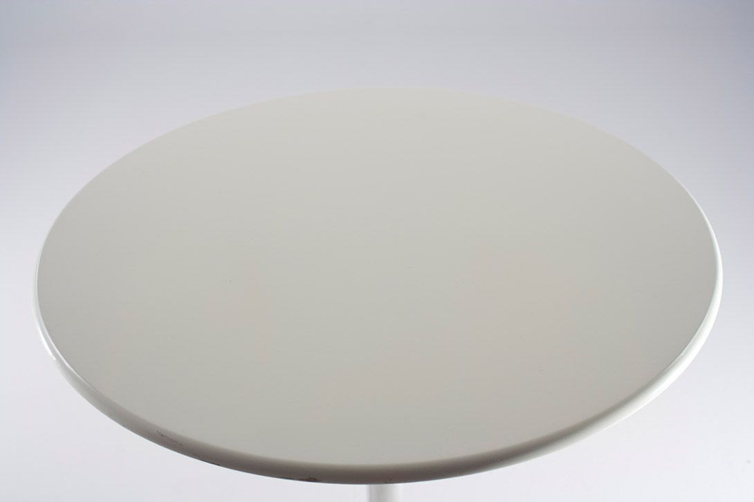 Foto (33470) High Table with Squared Base and White Round Top h110x70