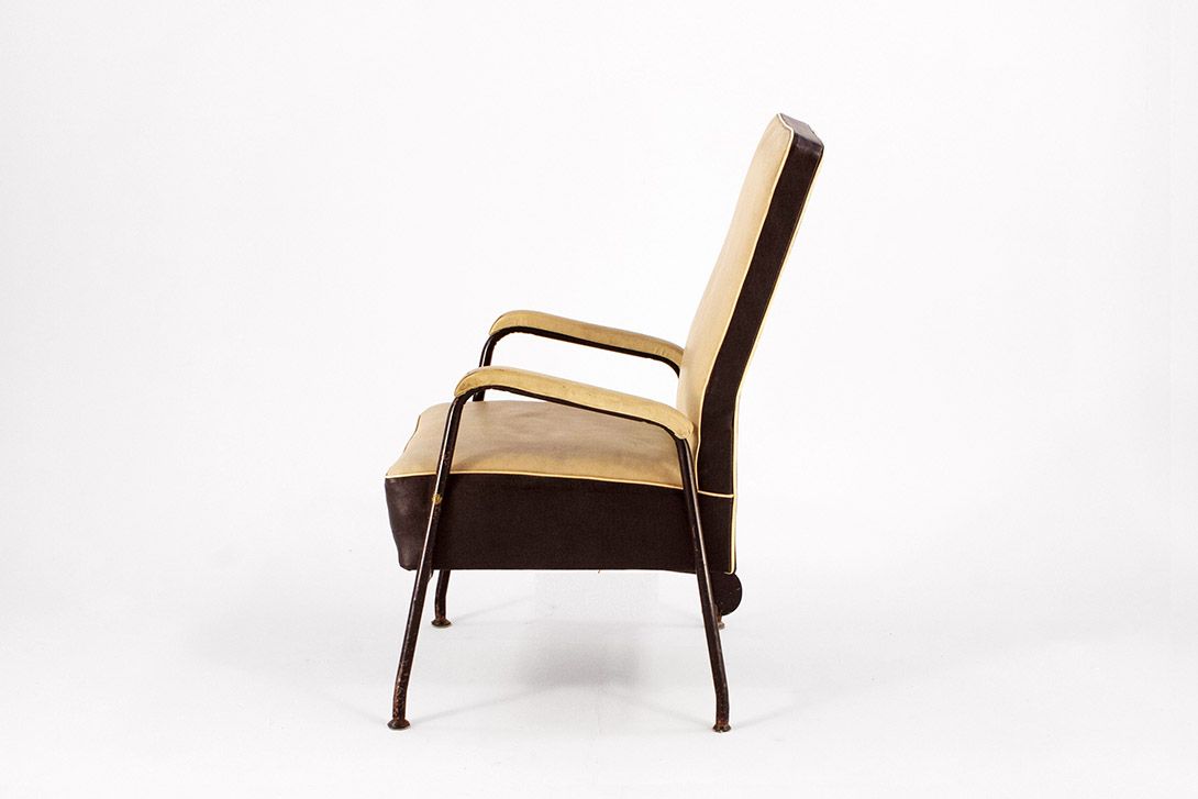 Foto Jean Prouvé Style Armchair
