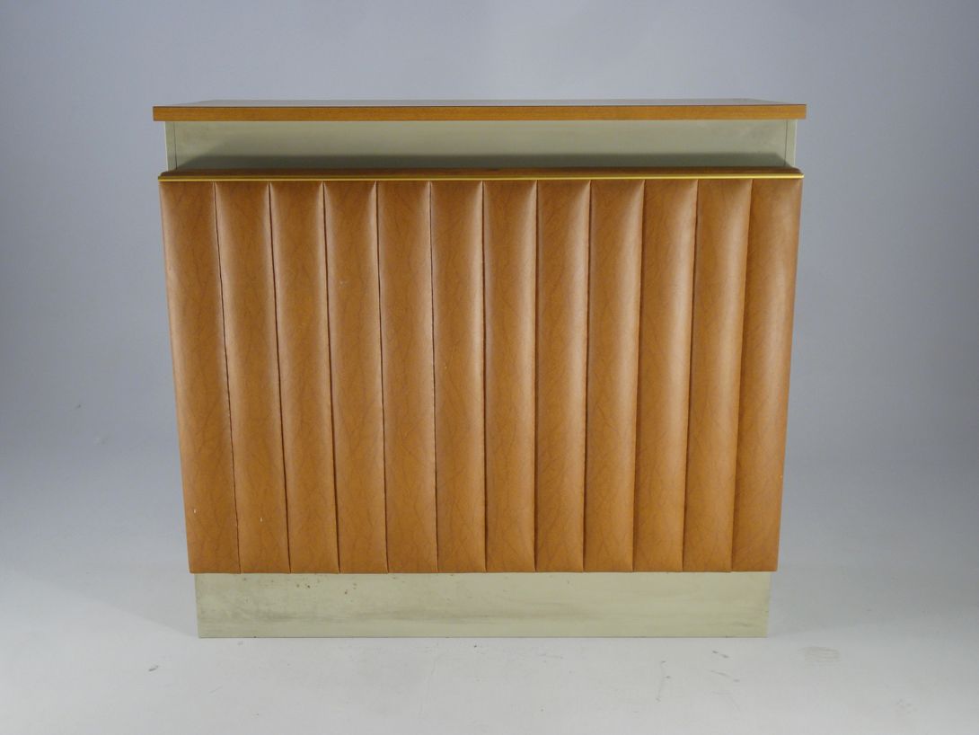 Foto Metal Counter with Sky Leather Front US Army 1958 h110x120x53