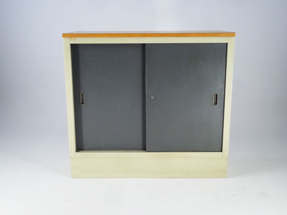 Foto Metal Counter with Sky Leather Front US Army 1958 h110x120x53