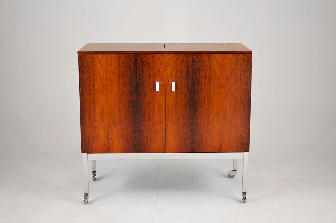 Foto Mini Fridge Sideboard w95