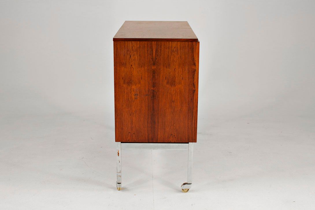 Foto Mini Fridge Sideboard w95