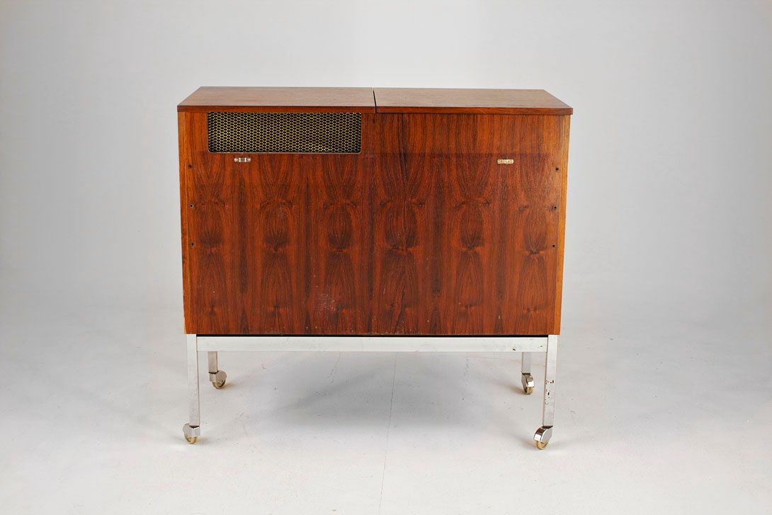 Foto Mini Fridge Sideboard w95