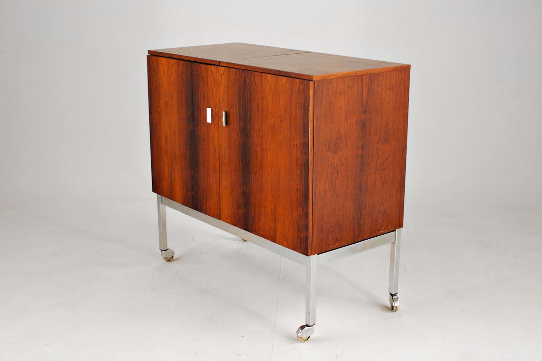 Foto Mini Fridge Sideboard w95