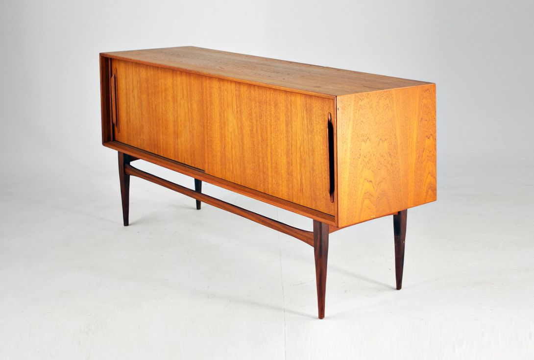 Foto Scandinavian Teak Sideboard 1953 w150