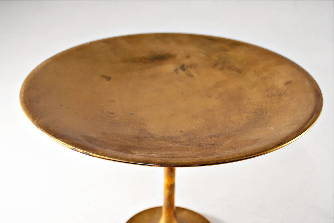 Foto Elegant Whatnot for Cakes, Slim in Brass, France 1956