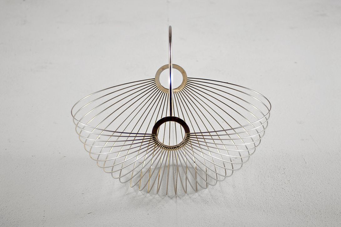 Foto Metal Wire Basket Bowl, Beam Look, Slim and Delicate Handle