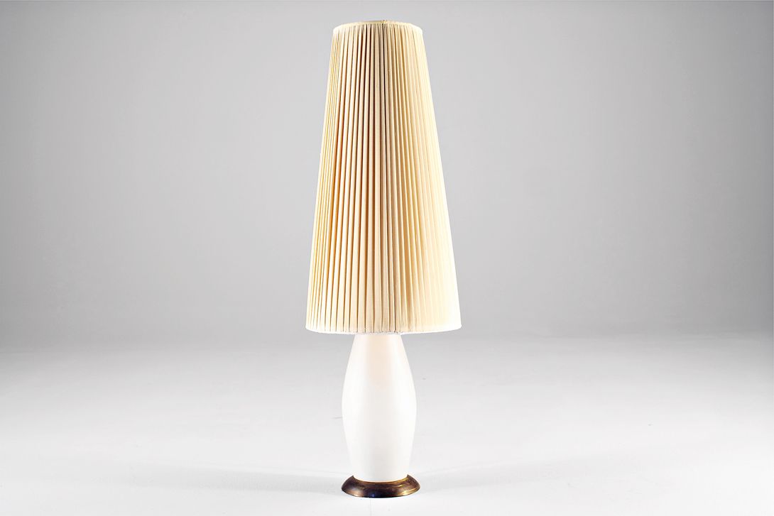 Foto White Glass Table Lamp Plissée 1955 h85