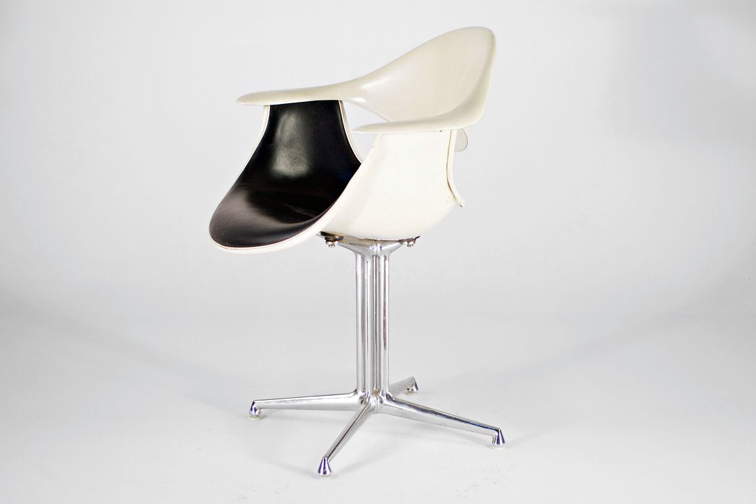 Foto Two-Toned Black and White Nelson DAF Chair with La Fonda Base