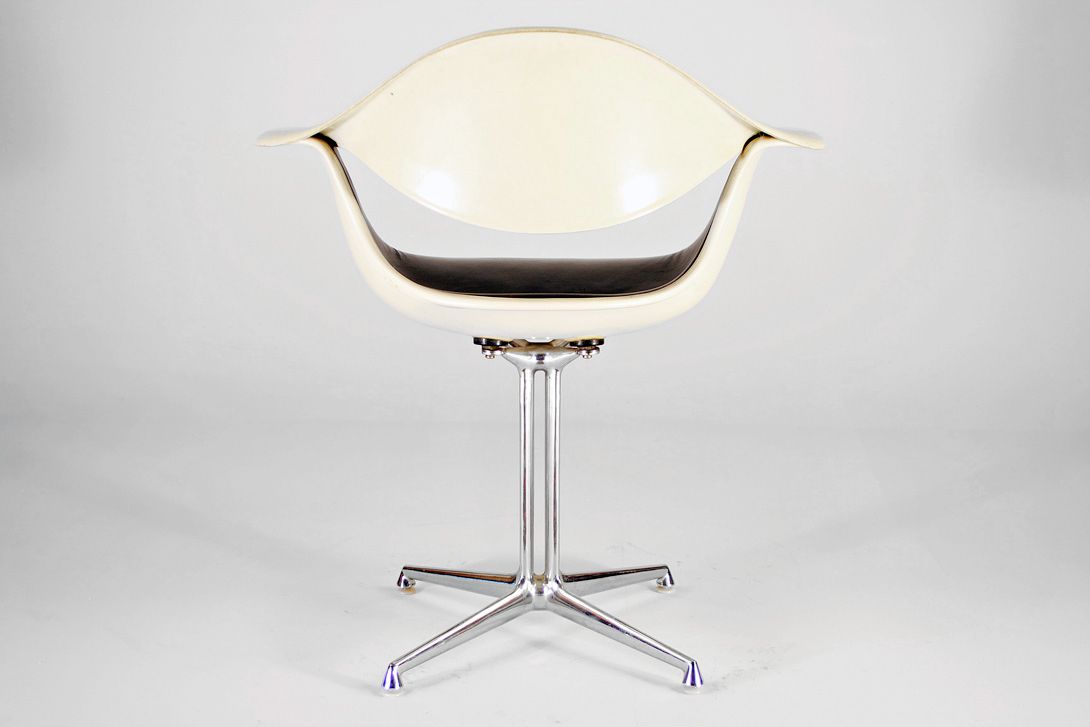 Foto Two-Toned Black and White Nelson DAF Chair with La Fonda Base