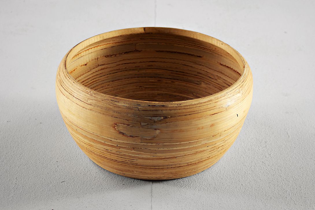 Foto Wooden Bowl for Fruits or Salad, Light Wood, Fine Grain, 1963