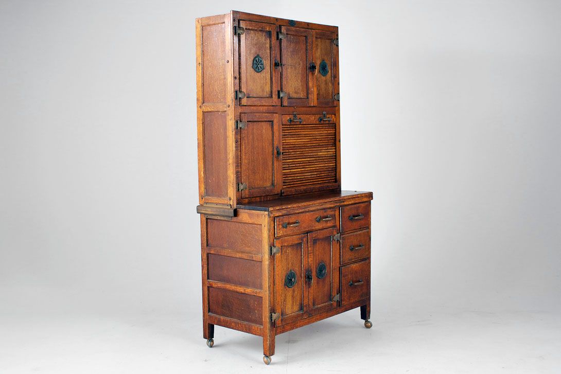Foto English Kitchen Cabinet 1900 h180x92x52