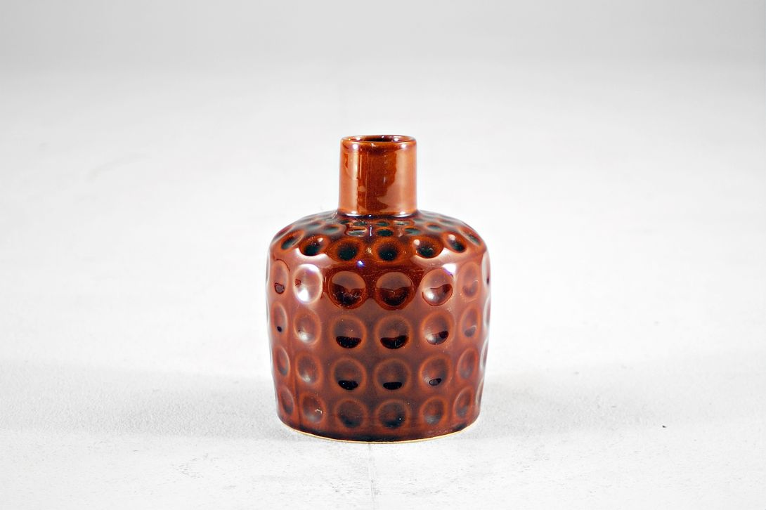 Foto Brown Porcelain Table Vase with Gold Ball Structure