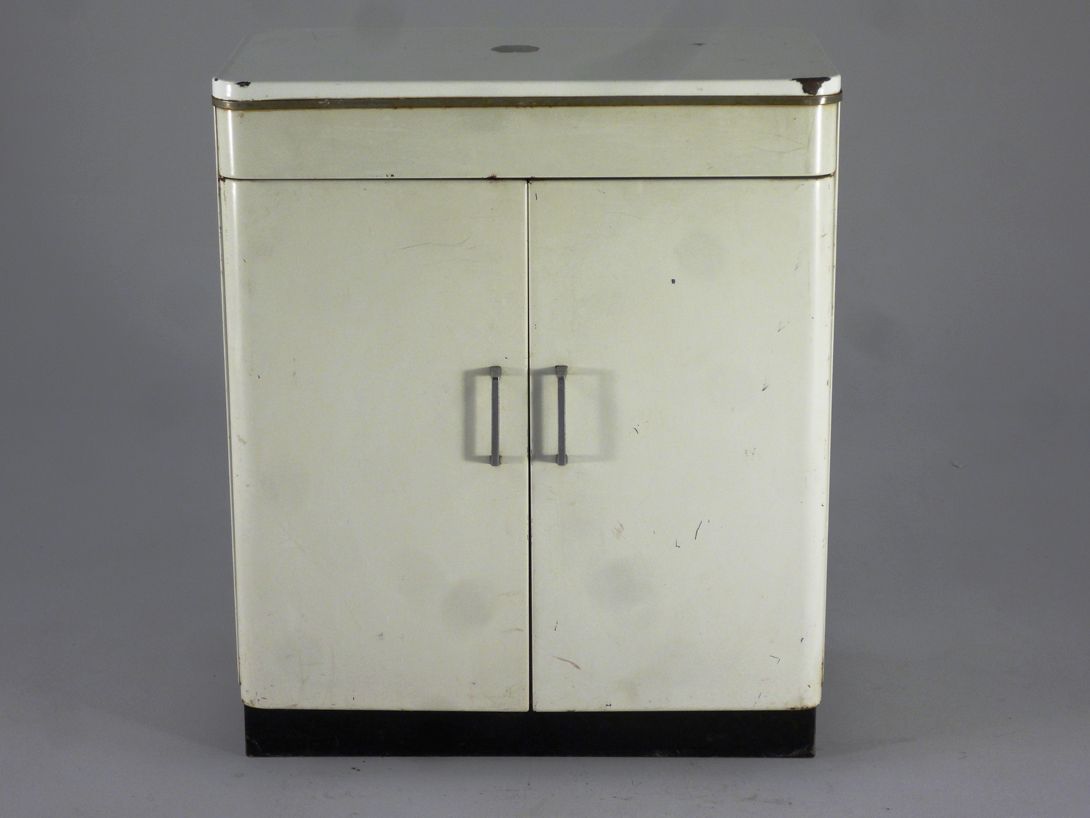 Foto Metal Cupboard h70x60x33