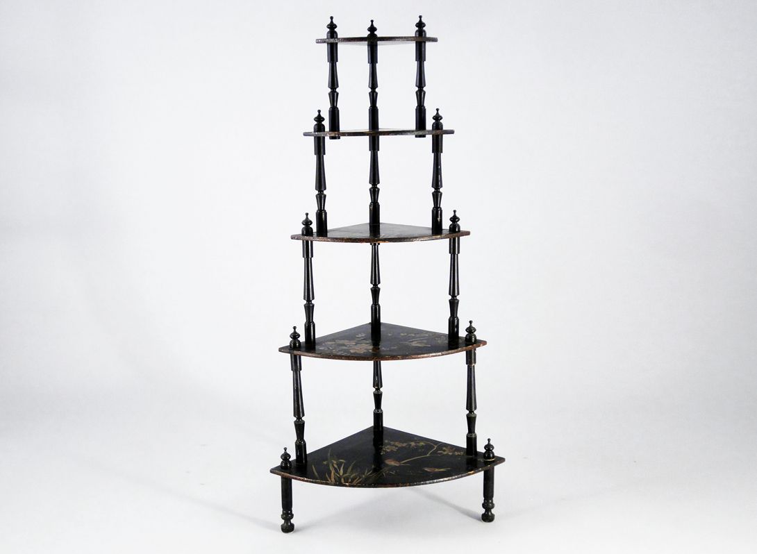 Foto Wooden Corner Shelf h147x70x50 Berlin 1900