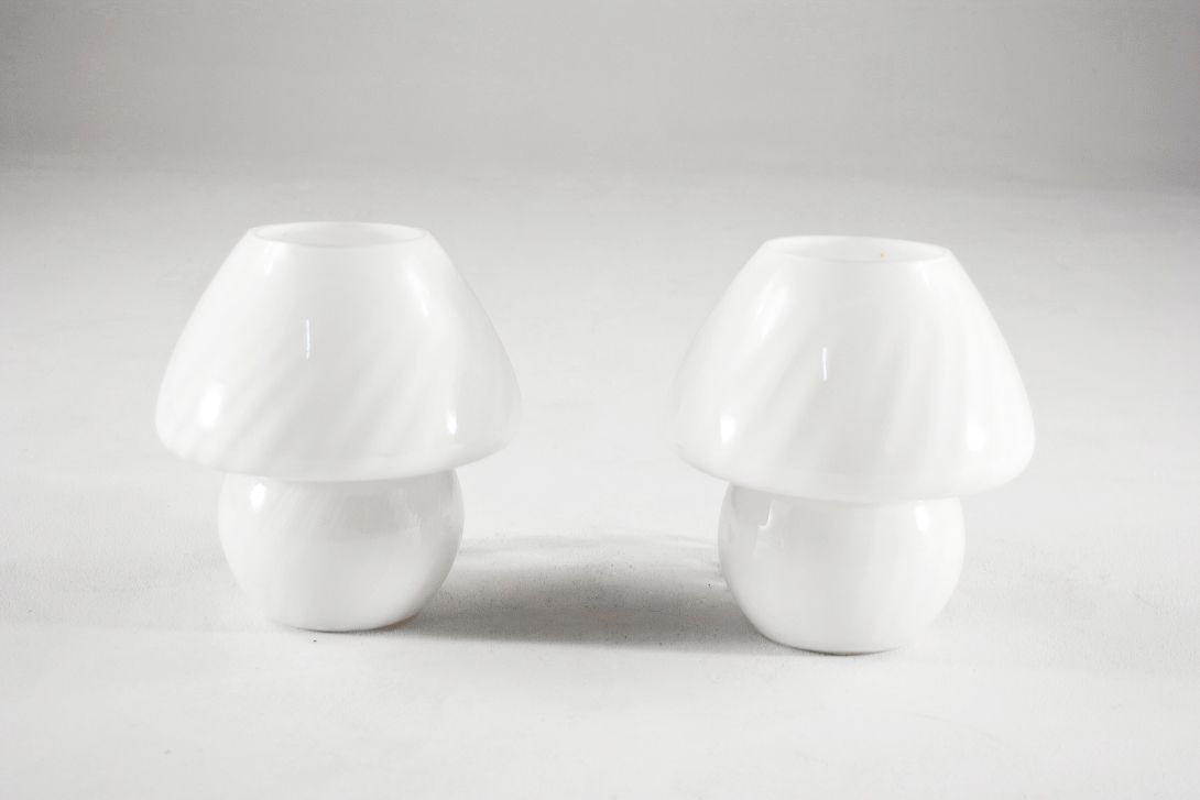 Foto White Porcelain Desk Lamp h30 RE2