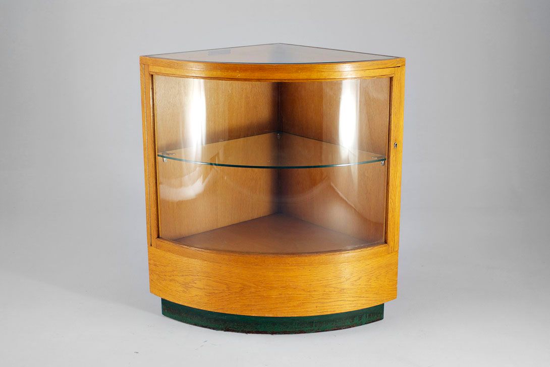 Foto Corner Cabinet Showcase h90cm Breslau 1929