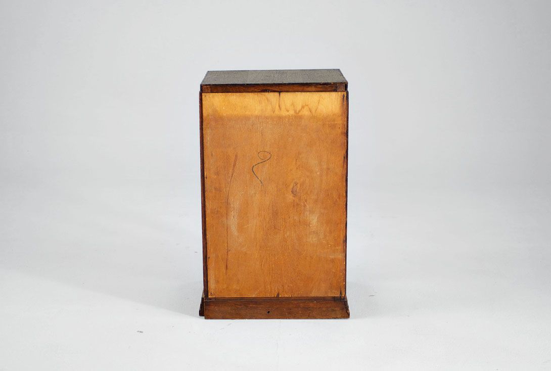 Foto Wooden Cabinet
