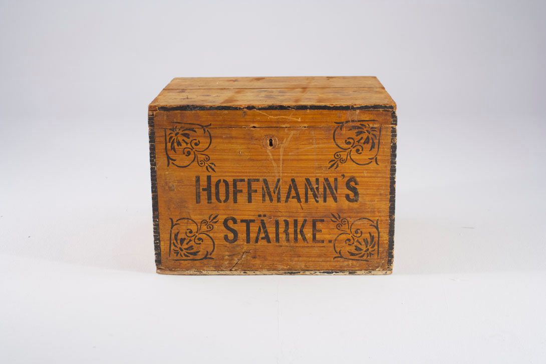 Foto Wooden Case Hoffmann&#8217;s Stärke h44x50x36