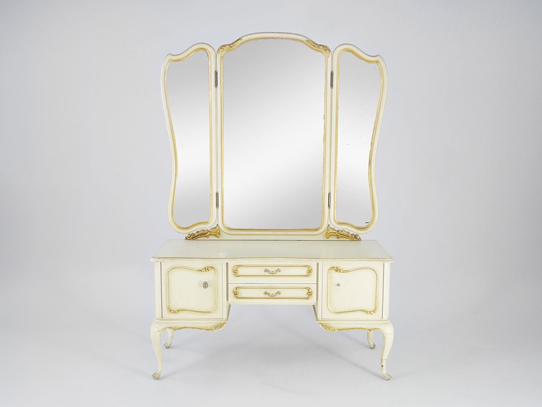 Foto Baroque Historicism Dressing Table 1956 h175x118x46