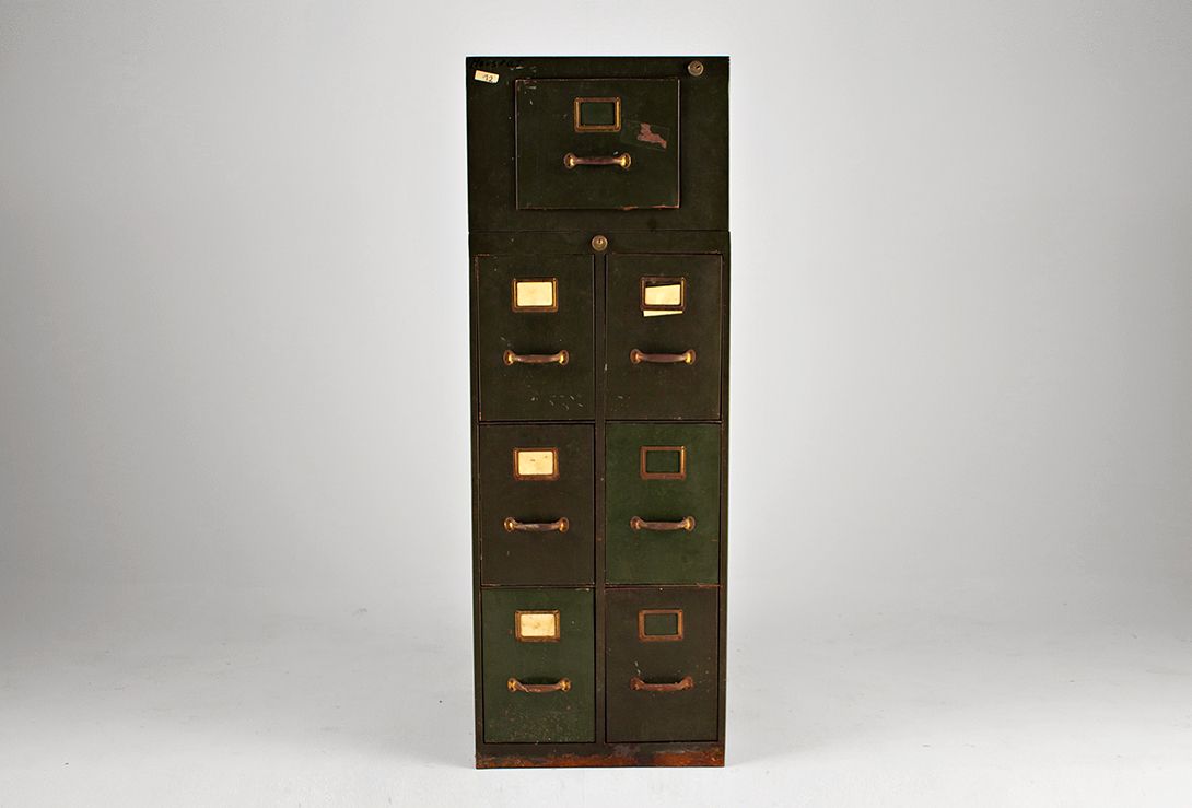 Foto Old German Metal Locker 1928