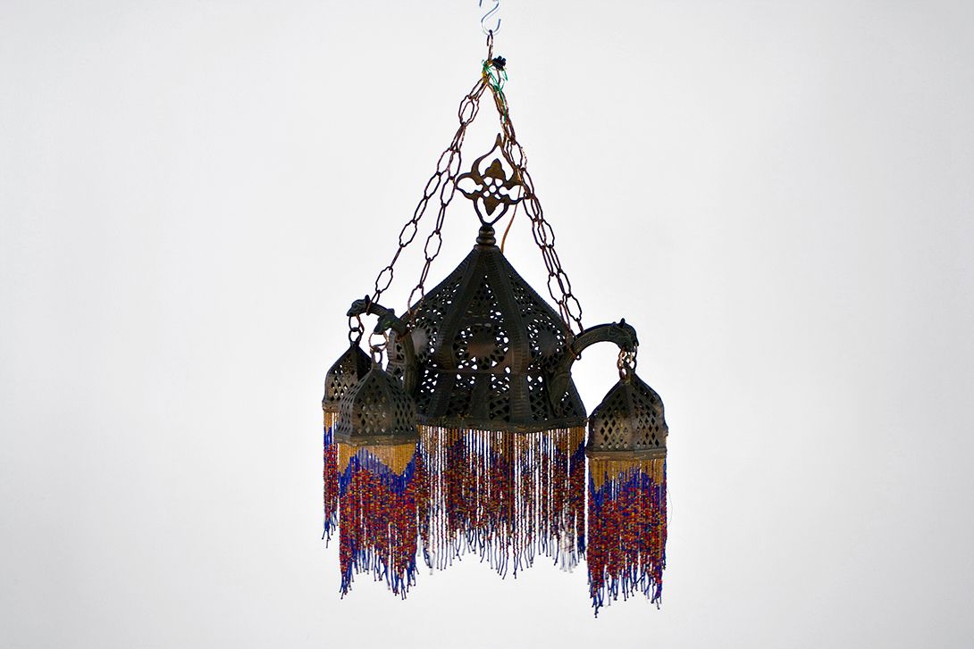 Foto Oriental Chandelier with Colorful Pearls h85