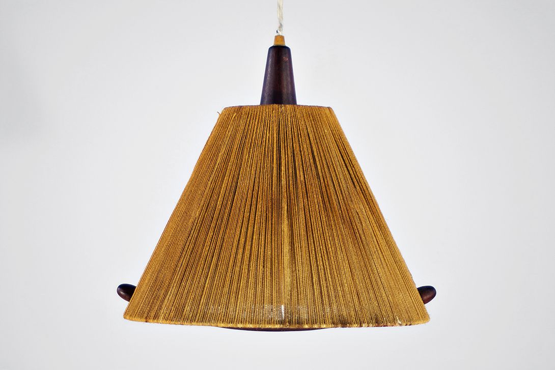 Foto Temde Pendant Lamp Wood with Wire Shade 1956 ø38
