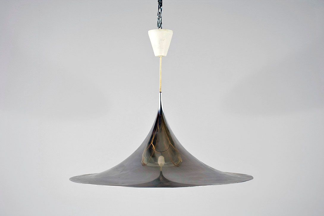 Foto White Metal Fog &#038; Morup Trumpet Form Pendant Light ø60