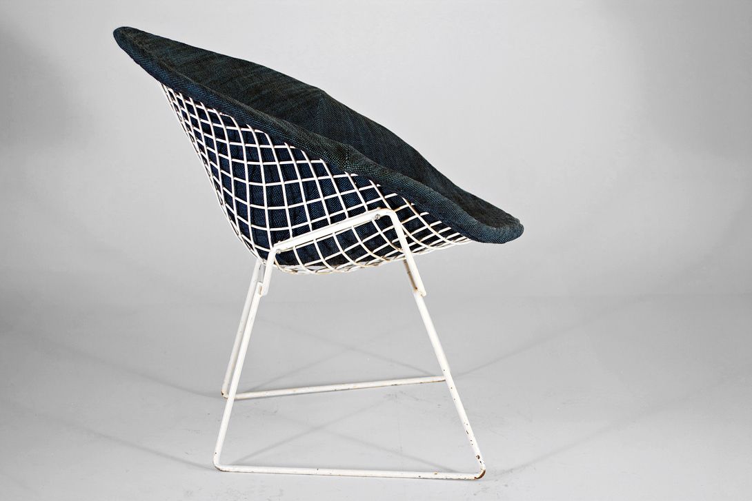 Foto Little Diamond Chair Harry Bertoia with Blue Upholstery