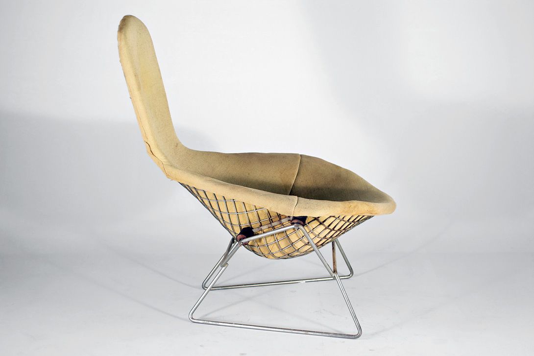 Foto Bird Chair Harry Bertoia with Beige Upholstery