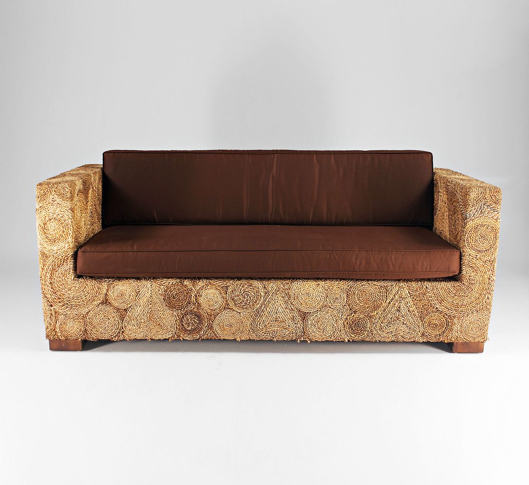 Foto Mediterran Sofa Brown with Rope Ornaments 1980