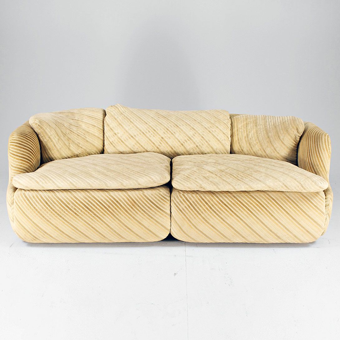 Foto Beige Striped Corduroy Saporiti „Confidential“ Sofa