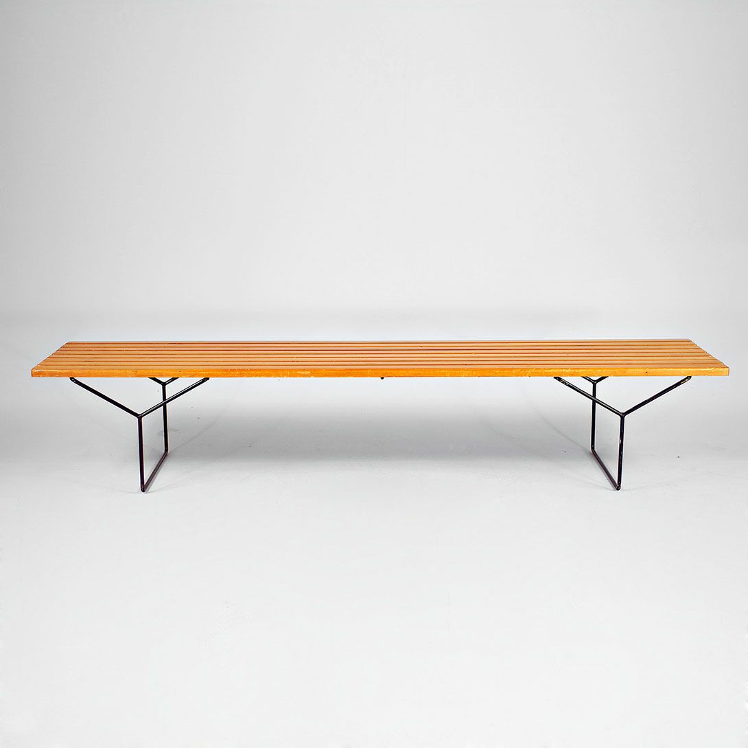 Foto Bertoia Wooden Bench Y-Base 1952