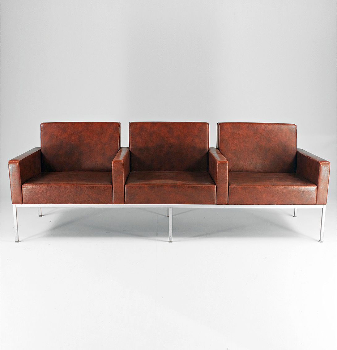 Foto Classic Modern Brown Airport Waiting Bench