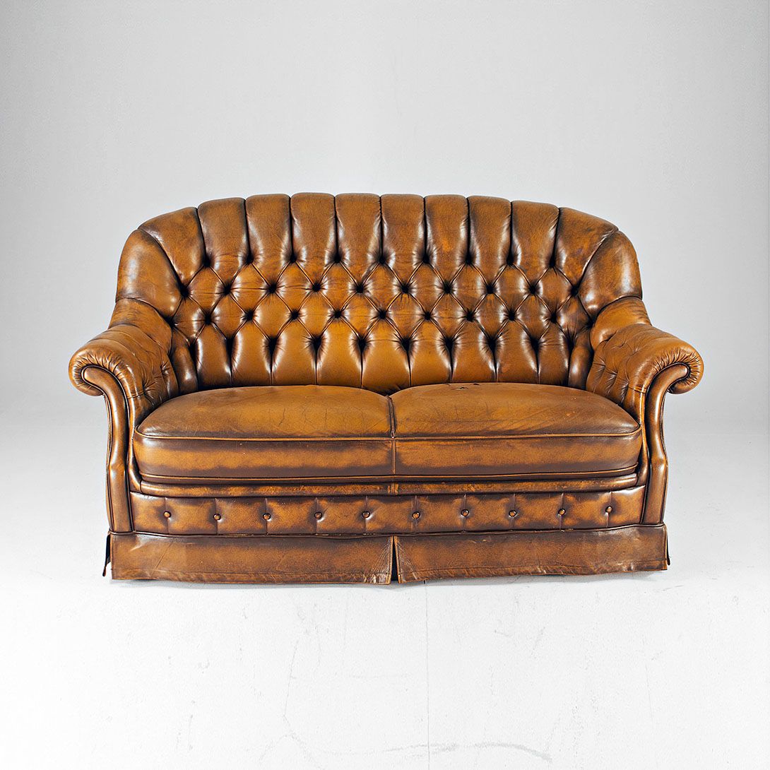 Foto Chesterfield Style Sofa (Two-Seater) h88x155x87