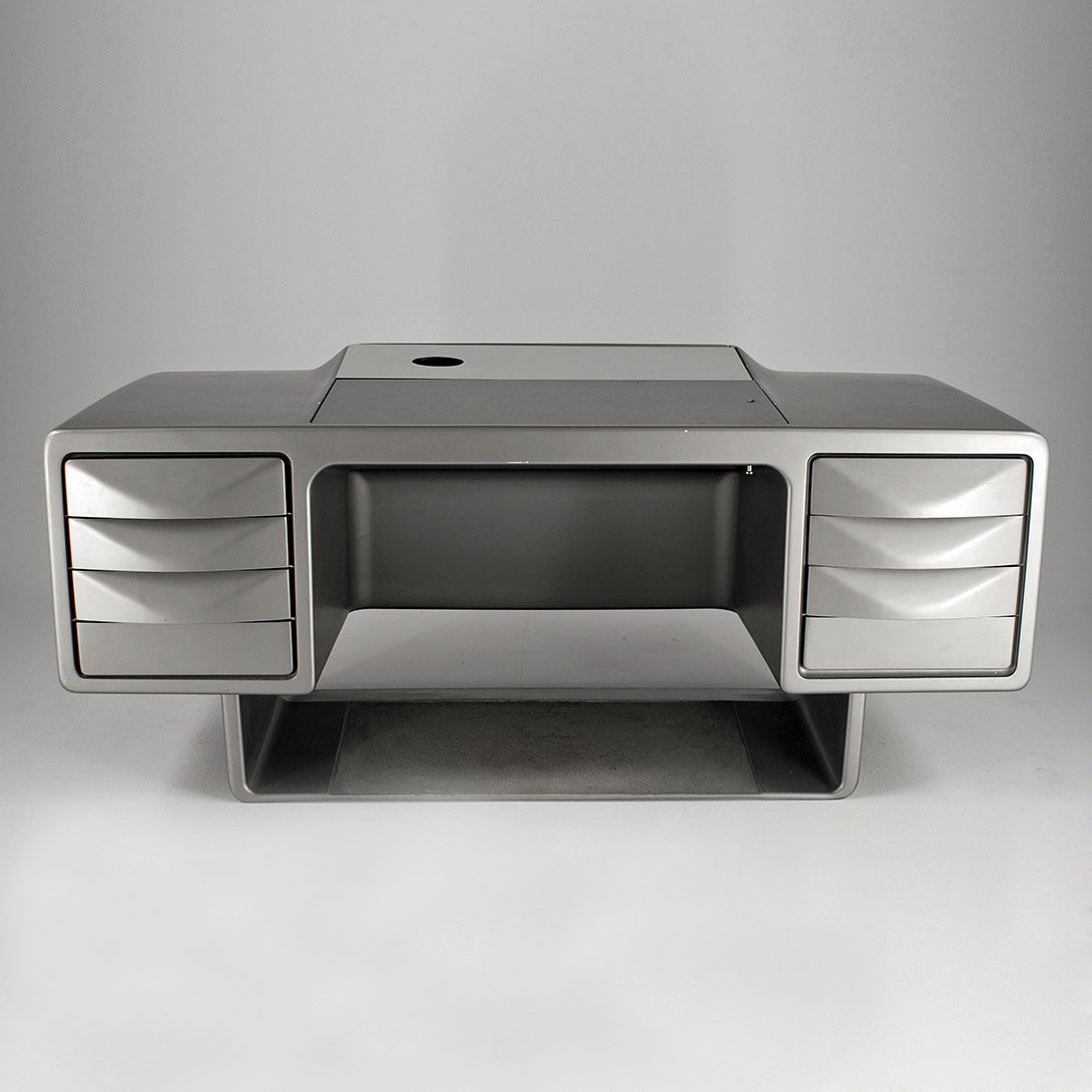 Foto Ernst Igl Silver Cockpit Directors Desk 1967 h76x180x80