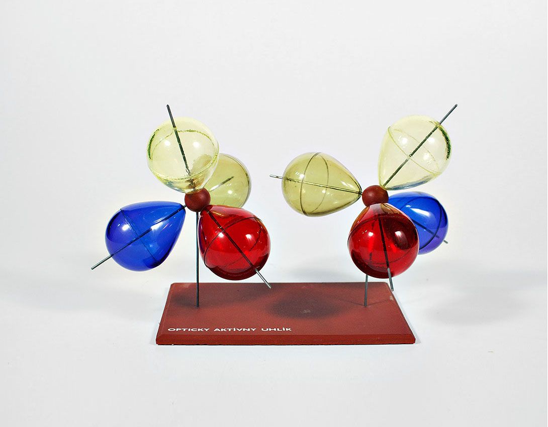 Foto Plastic Chemical Atomic Model, CSSR 1955