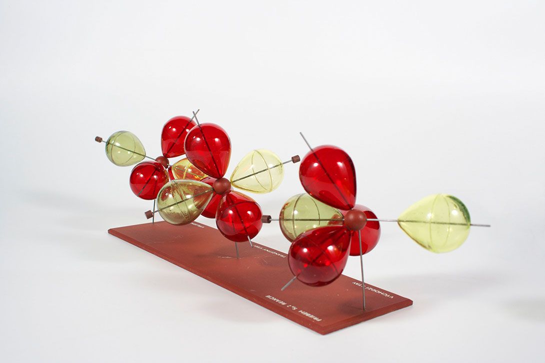 Foto Plastic Chemical Atomic Model, CSSR
